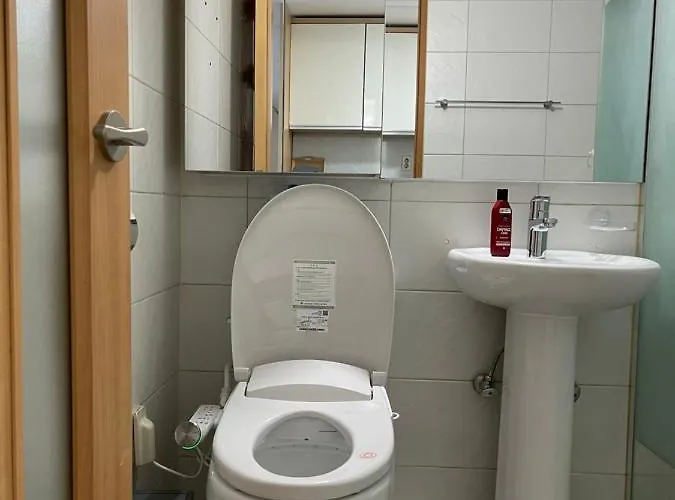 Apartment Hongdae Residence-4 - 1min From Hongik Univ Station #1